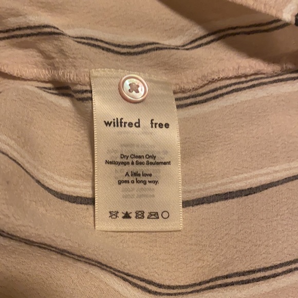 Wilfred by Aritzia Beige and black front tie shirt - Picture 3 of 4